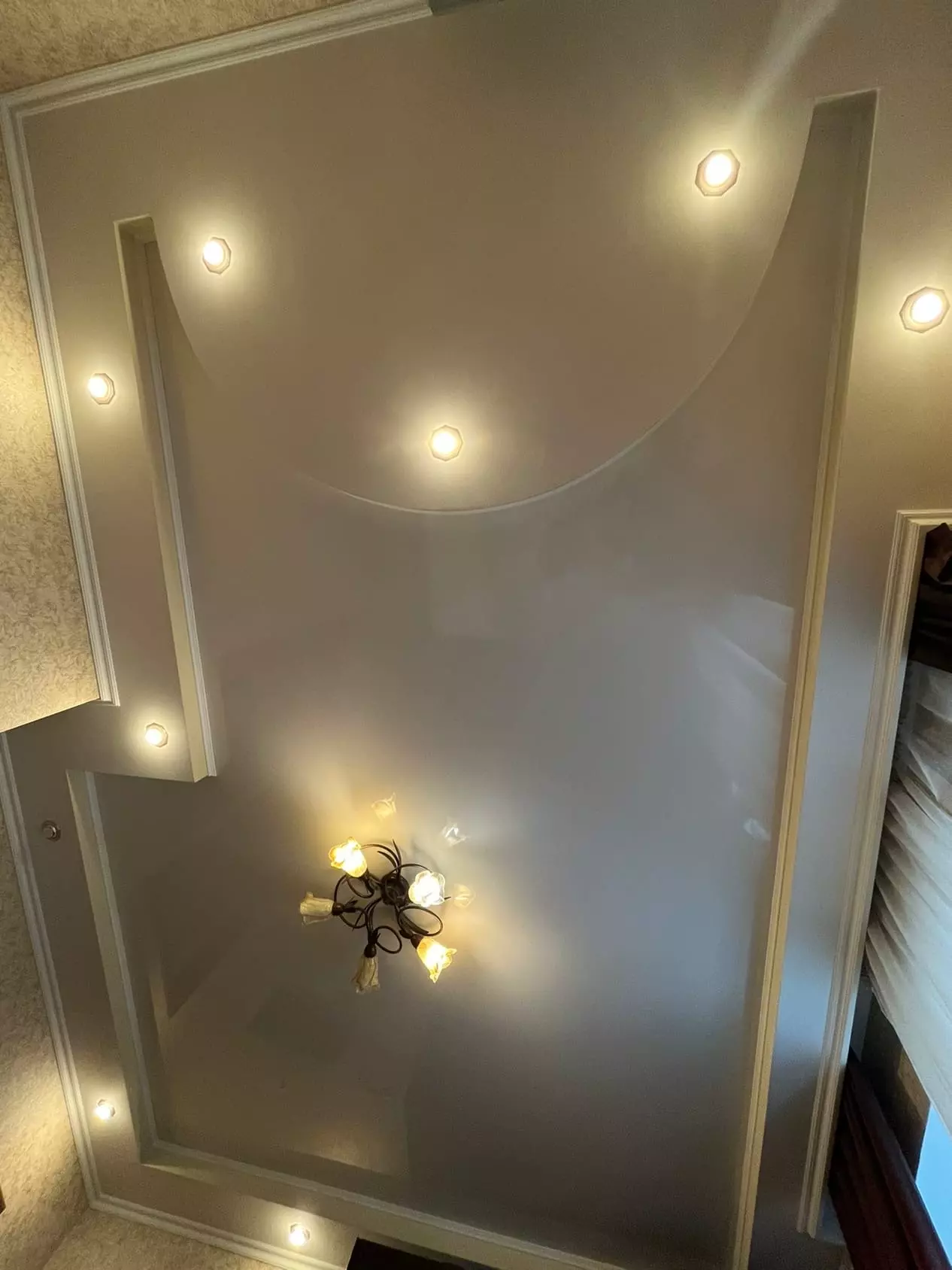 Волжский, Карбышева, 162, фото 1