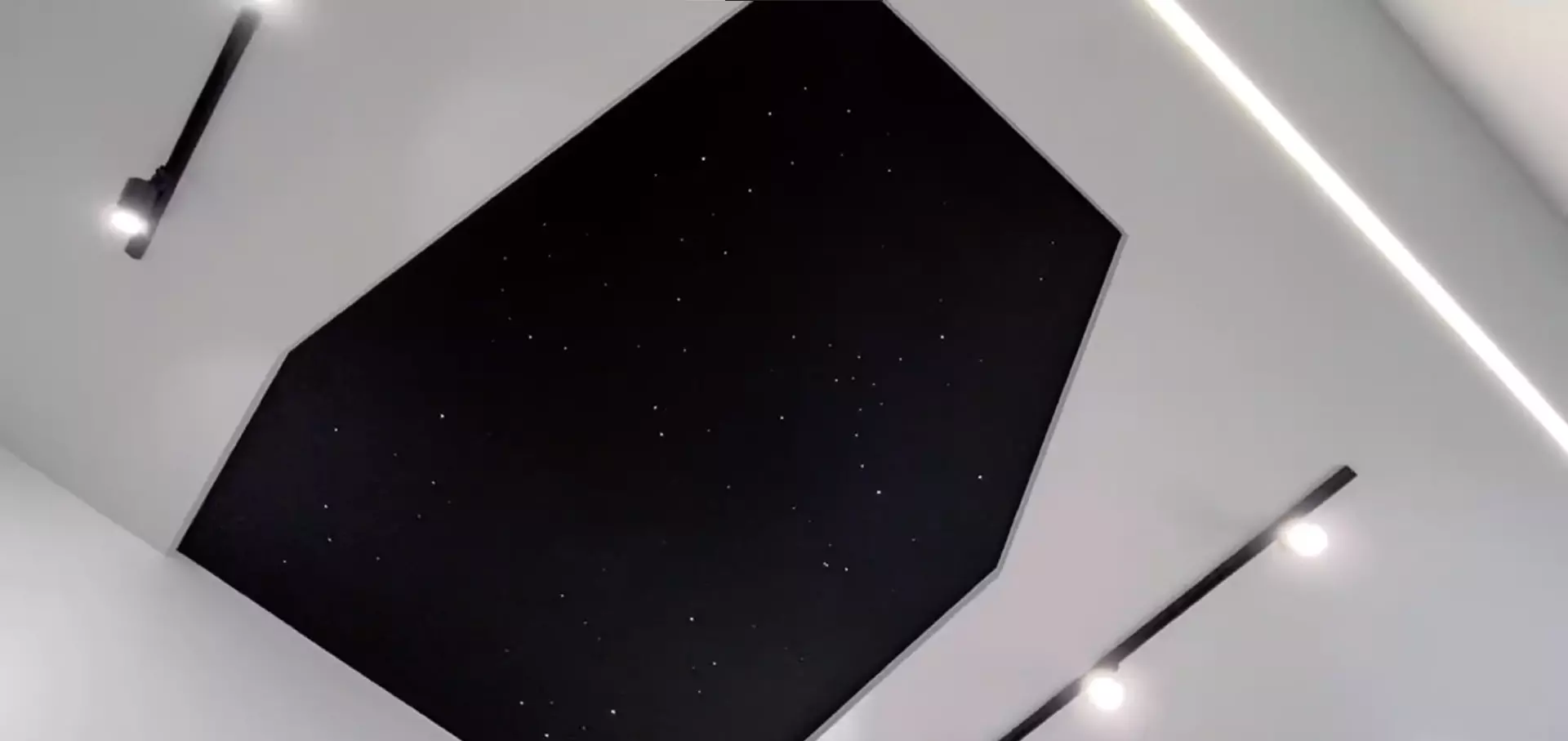 Волжский, Александрова, 9а, фото 1